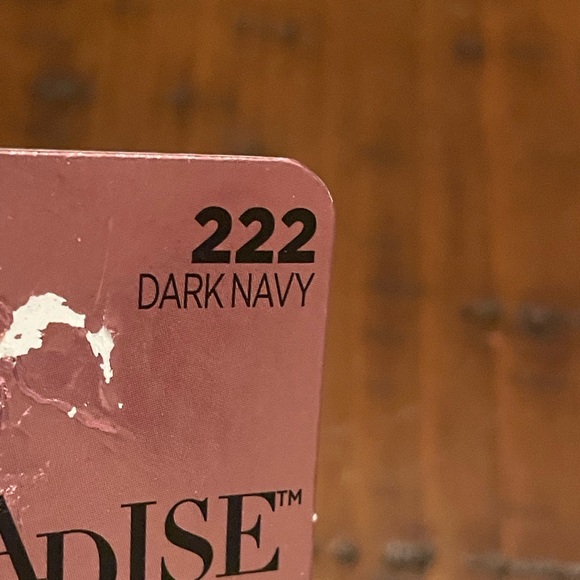 Blue Mascara - Picture 3 of 4